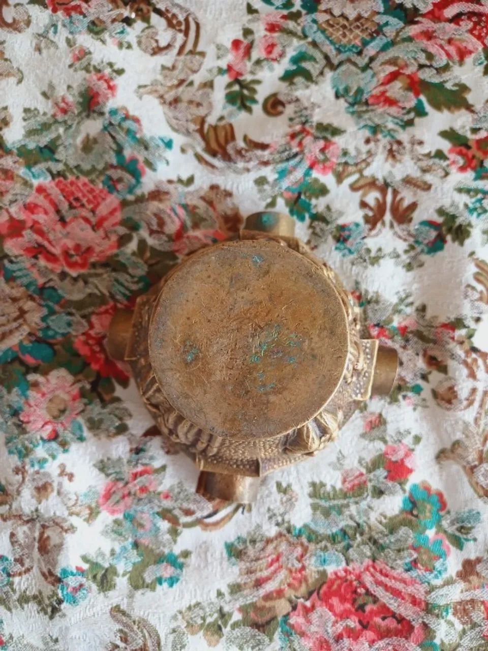 Cinzeiro antigo em bronze - raridade  - Foto 3