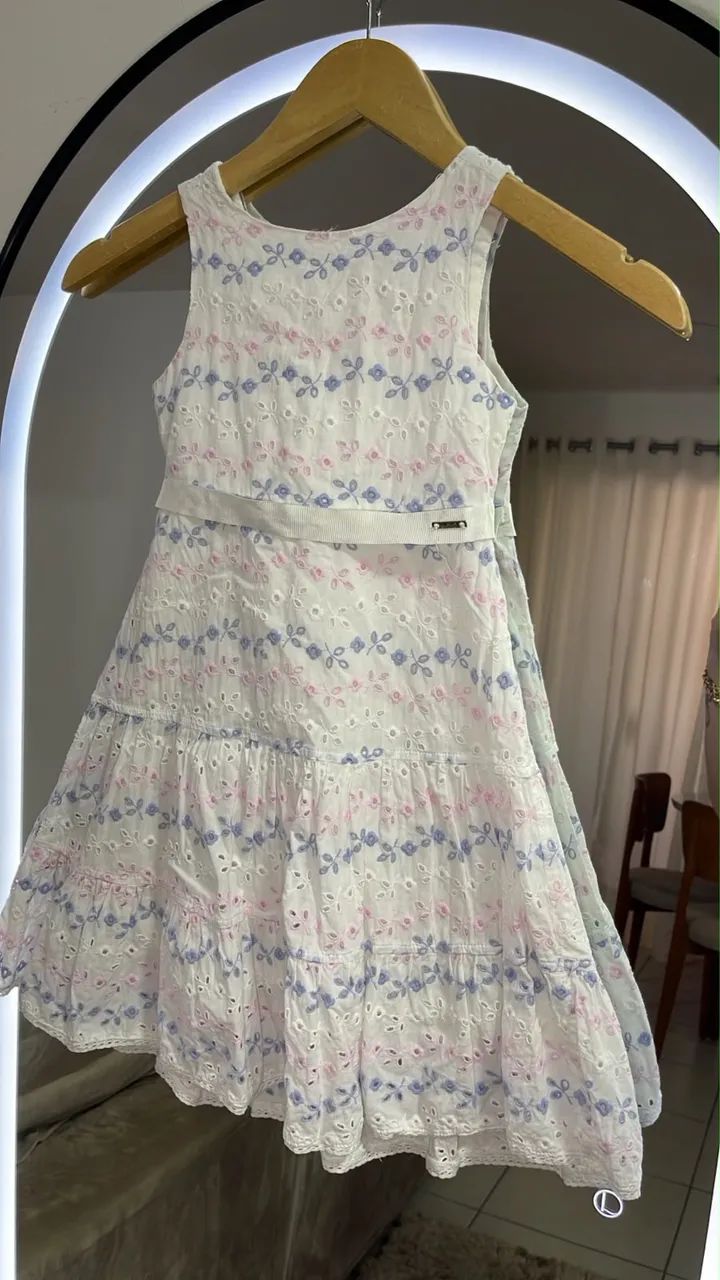 Roupa de menina