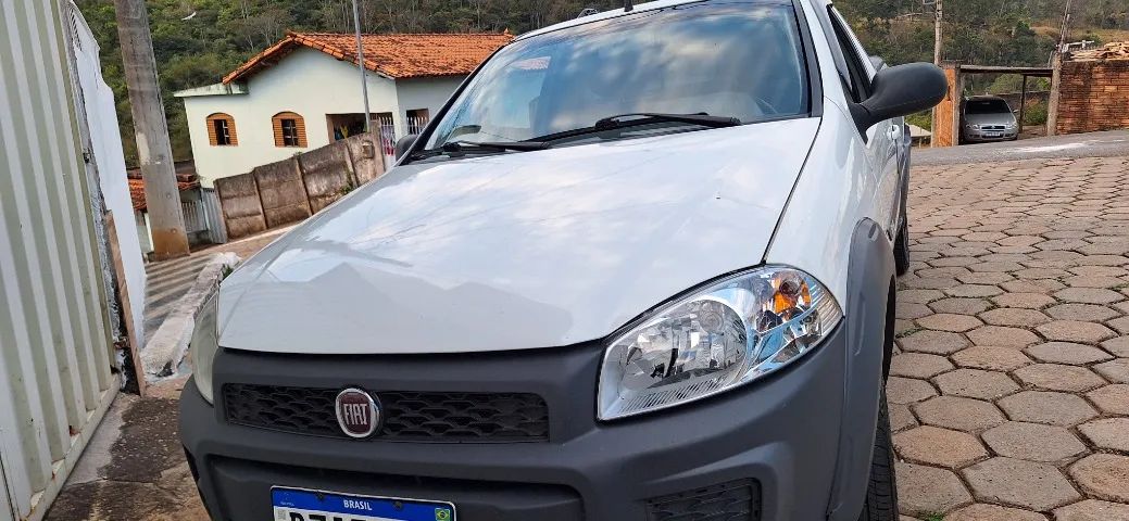 Fiat Strada Working Hard 1.4 Fire Flex 8V CS 2017 - Foto 2