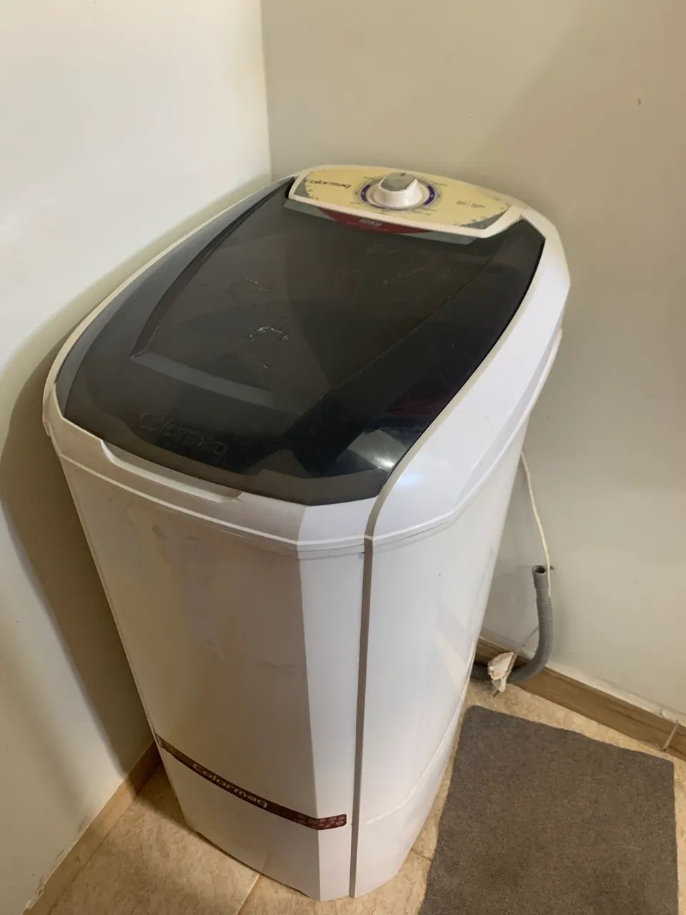 Vendo tanquinho Colormaq 10 kg! ?  Funcionando perfeitamente e em ótimo estado