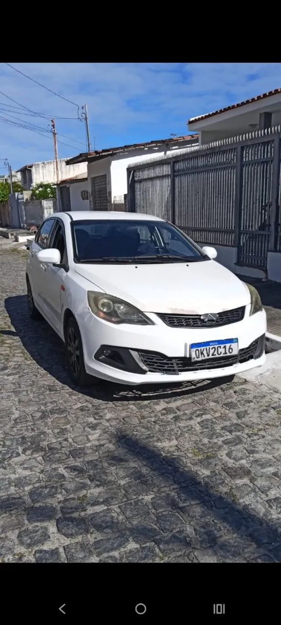 Caoa Chery Celer Celer Hatch ACT 1.5 16V Flex 5p 2015