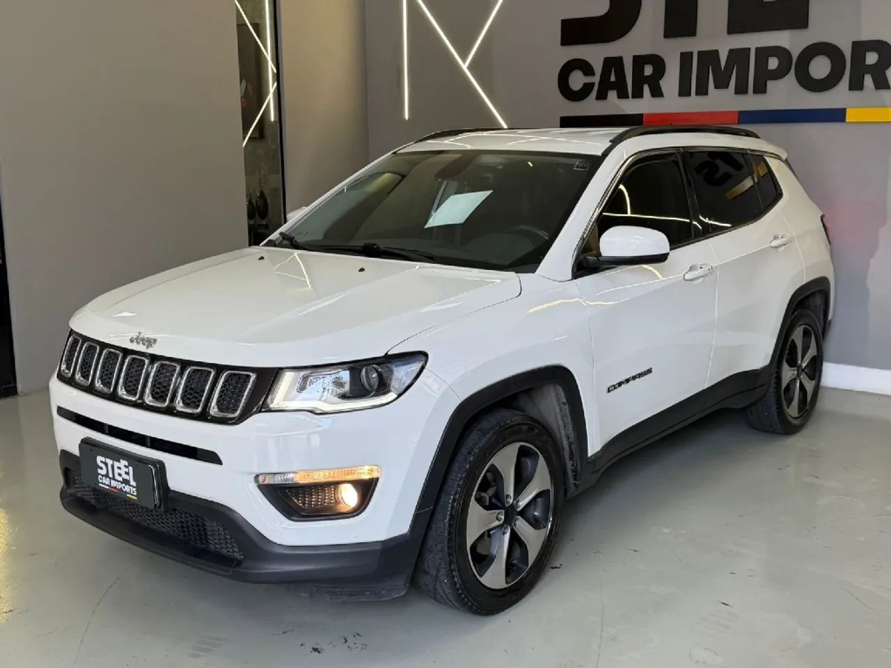 Jeep Compass Longitude 2.0 4X2 Flex 16V Aut. 2017 - Foto 4