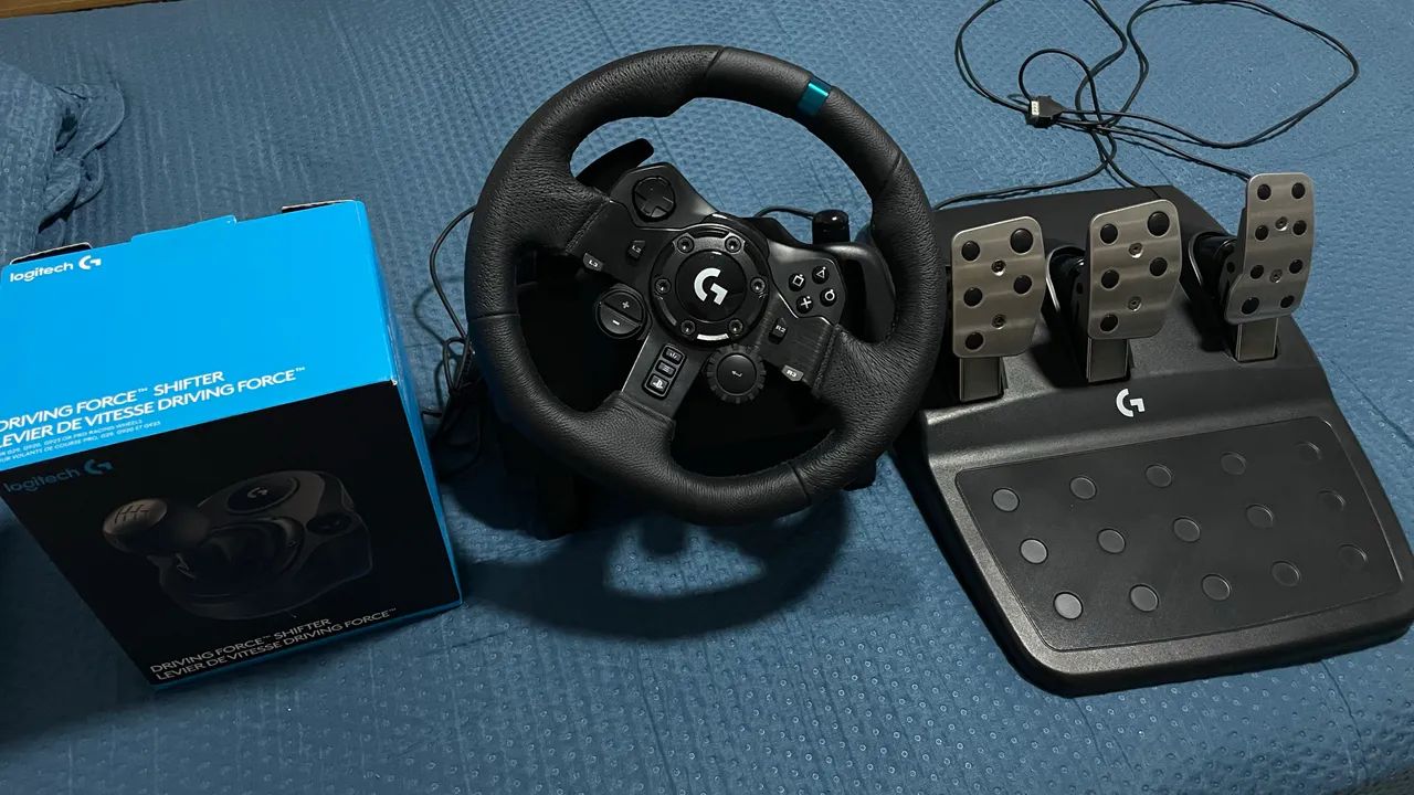 VENDO VOLANTE G923 COM CAMBIO