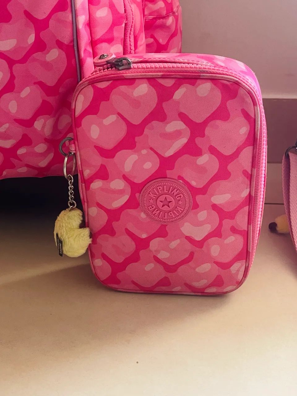  Mochila Kipling Original - 8 meses de uso - Foto 2