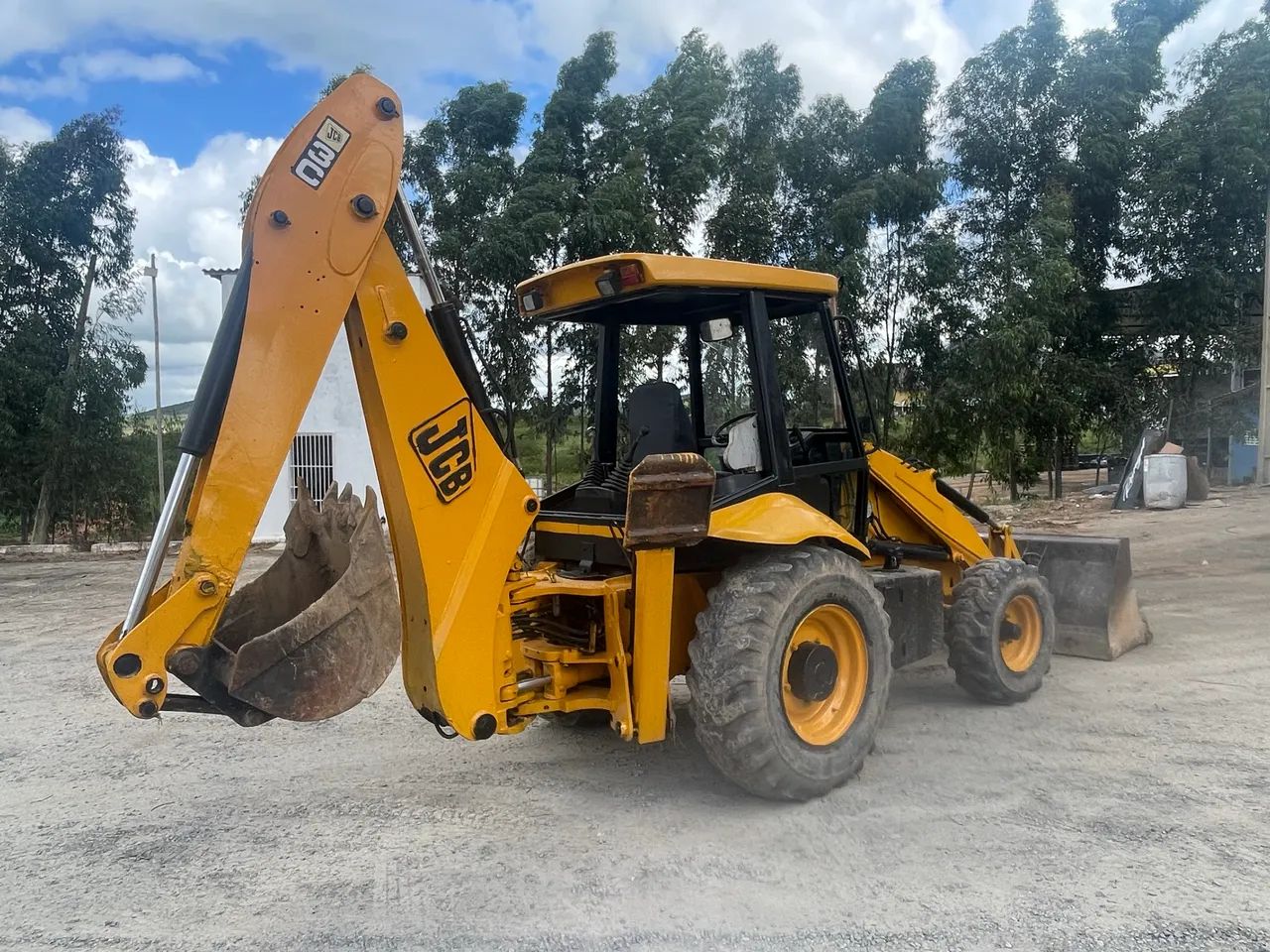 Retroescavadeira c3 jbc 115.00