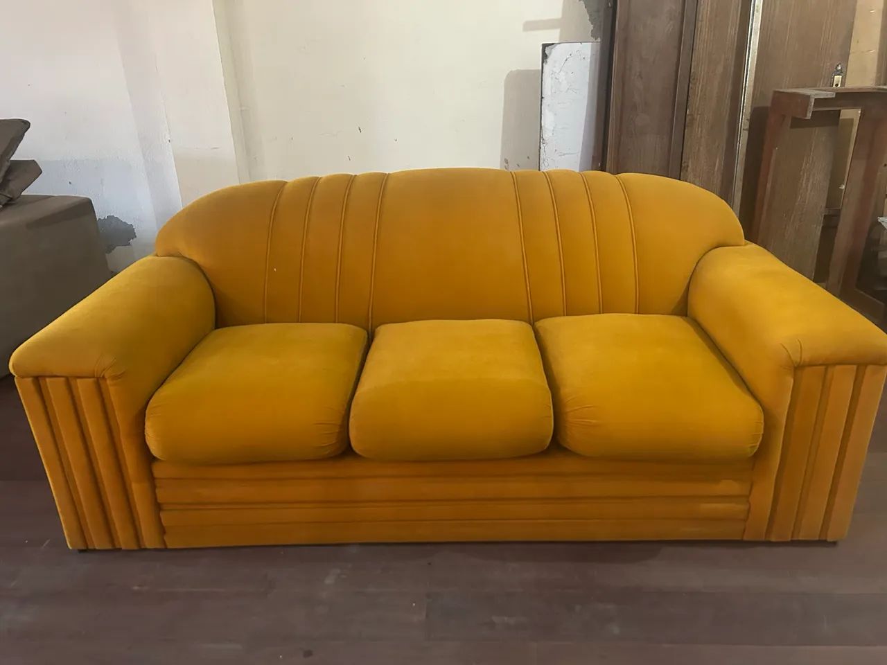 Sofá 3 lugares - Foto 2