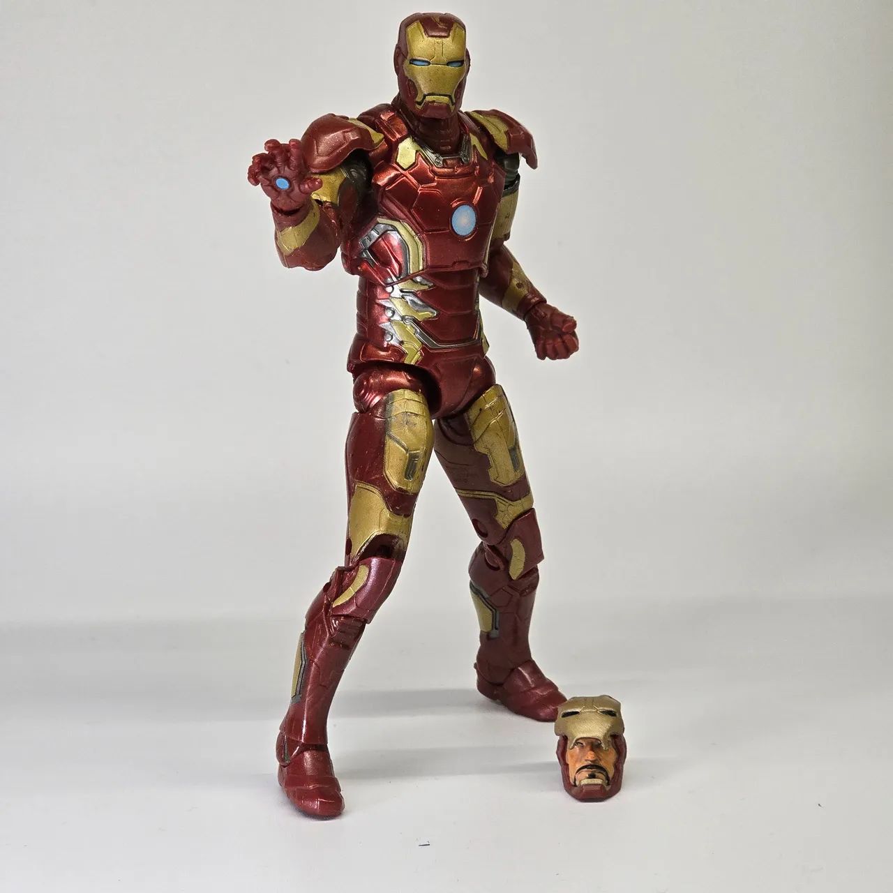 Marvel Legends - Homem de Ferro