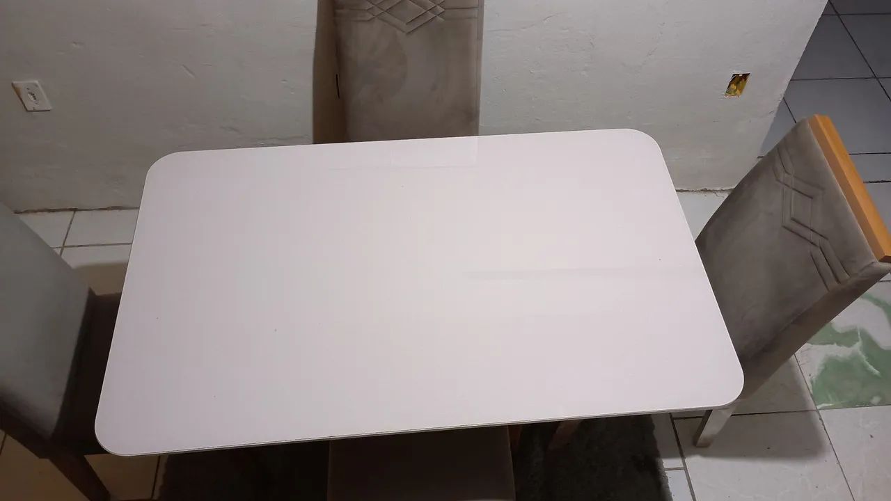 Mesa com 4 cadeiras - Foto 2