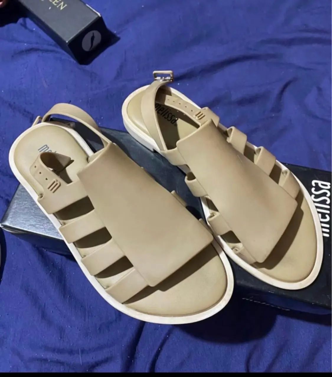 Vendo Melissa 