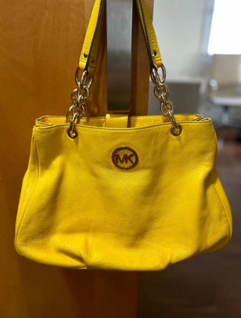 Bolsa Michael kors Amarela