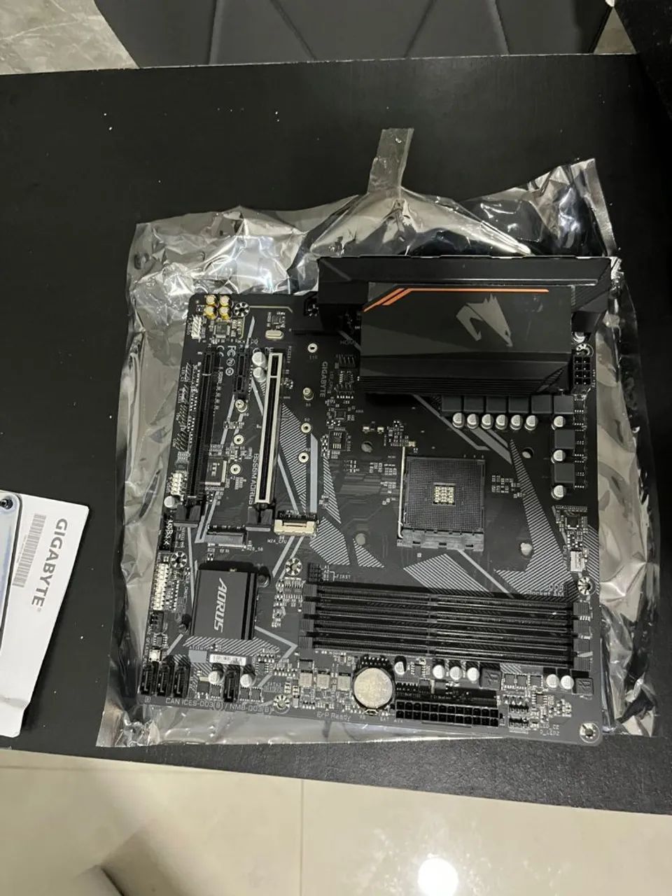 Placa mãe Aorus Elite B550