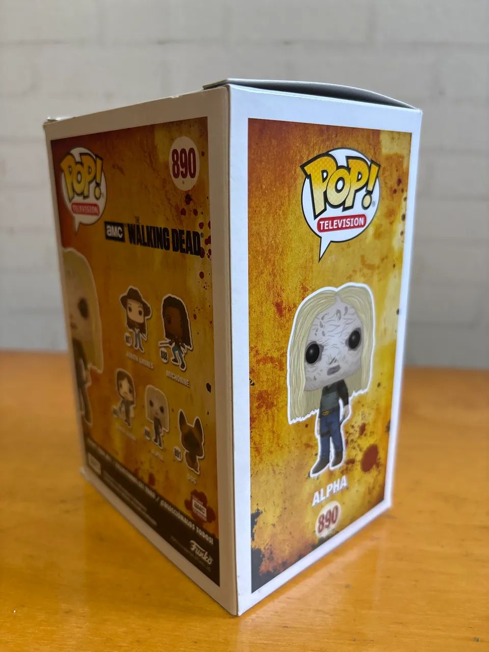 Funko Pop! Alpha #890 - The Walking Dead (com máscara) - Foto 2