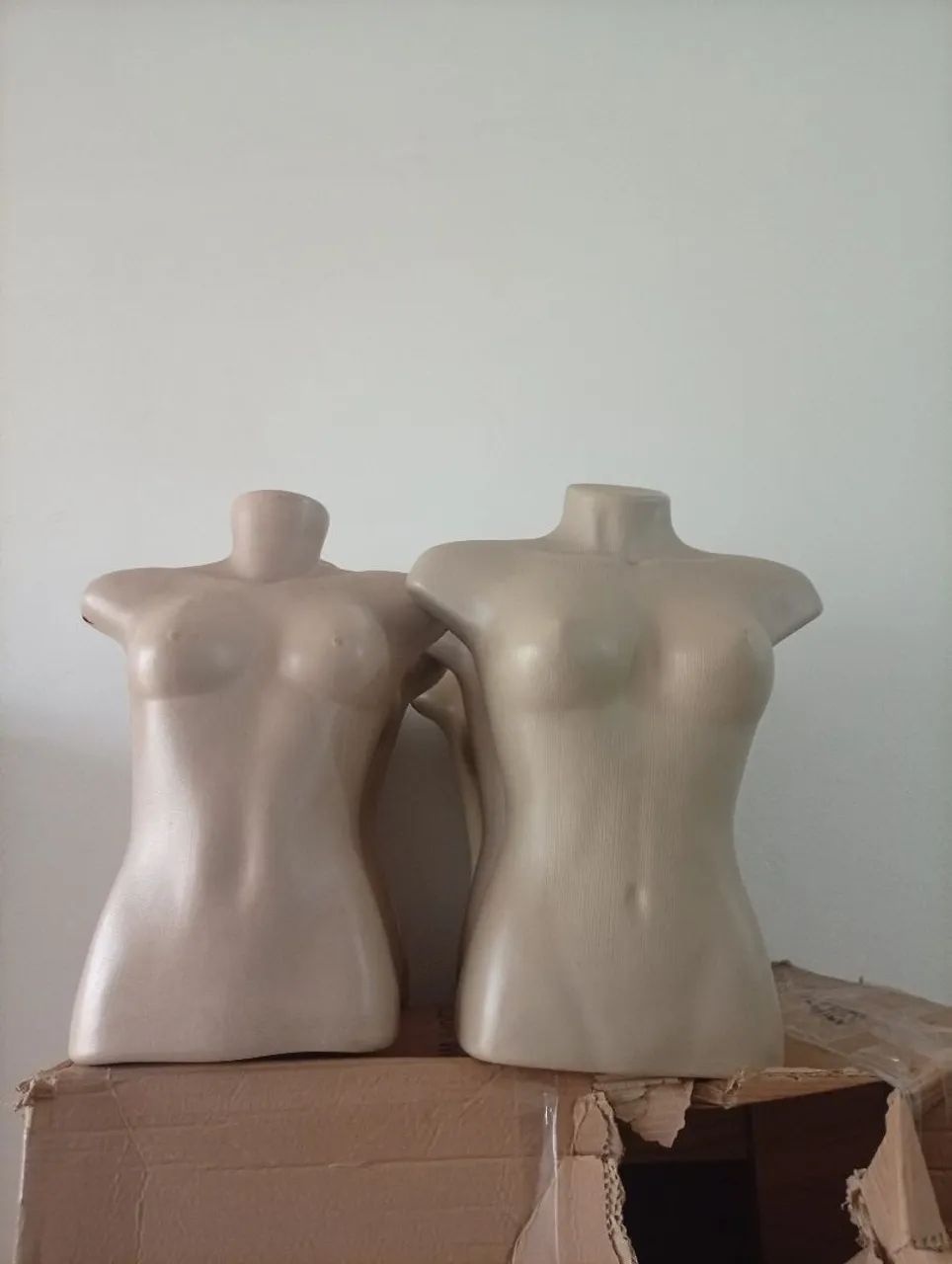 Manequins feminino 1/2 corpo, perna e bumbum usados  - Foto 3
