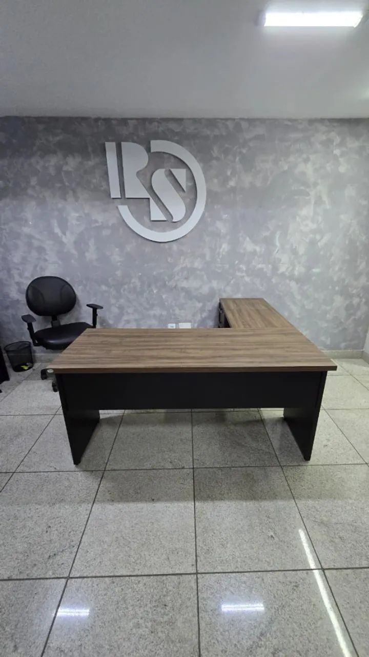 Mesa com extensão e gaveteiro - Foto 4