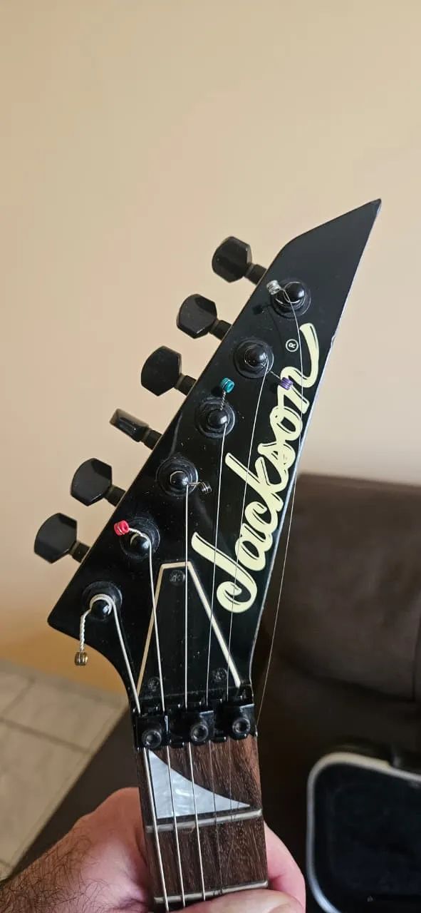 Guitarra Jackson Warrior - Foto 2