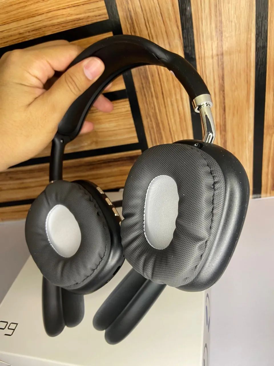Fone de ouvido Headphone Bluetooth iOS Android P9 preto an5 - Foto 2