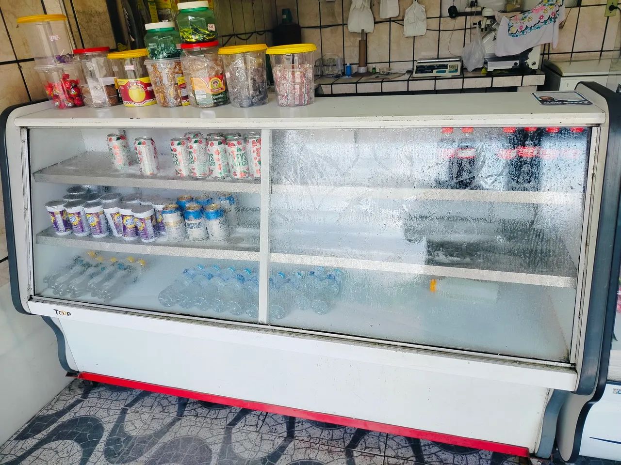 Balcão refrigerado gelando  - Foto 2