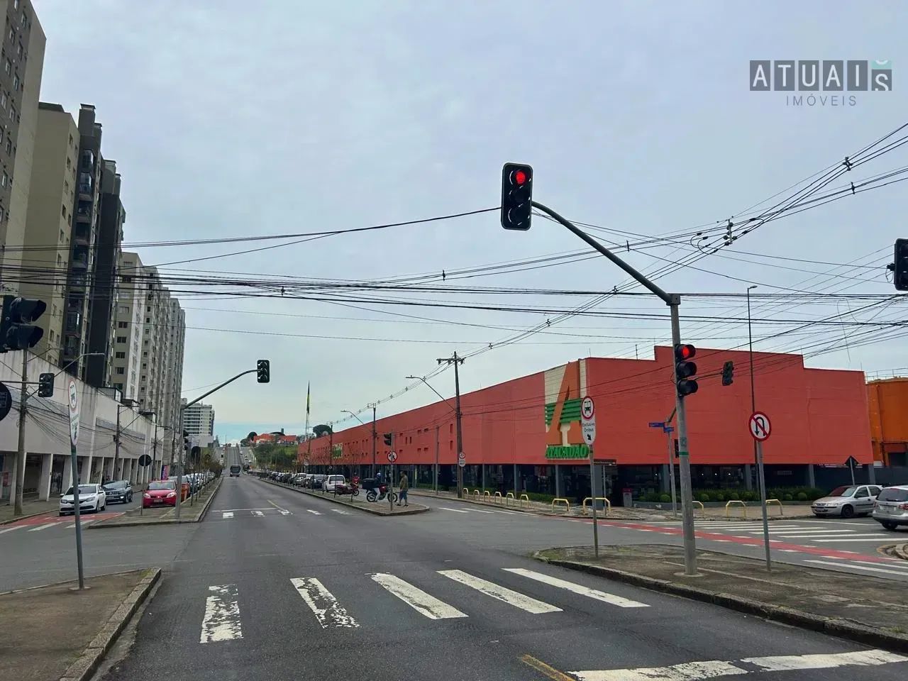 Prédio comercial | Bacacheri | 900m2 | 18 vagas - Foto 3