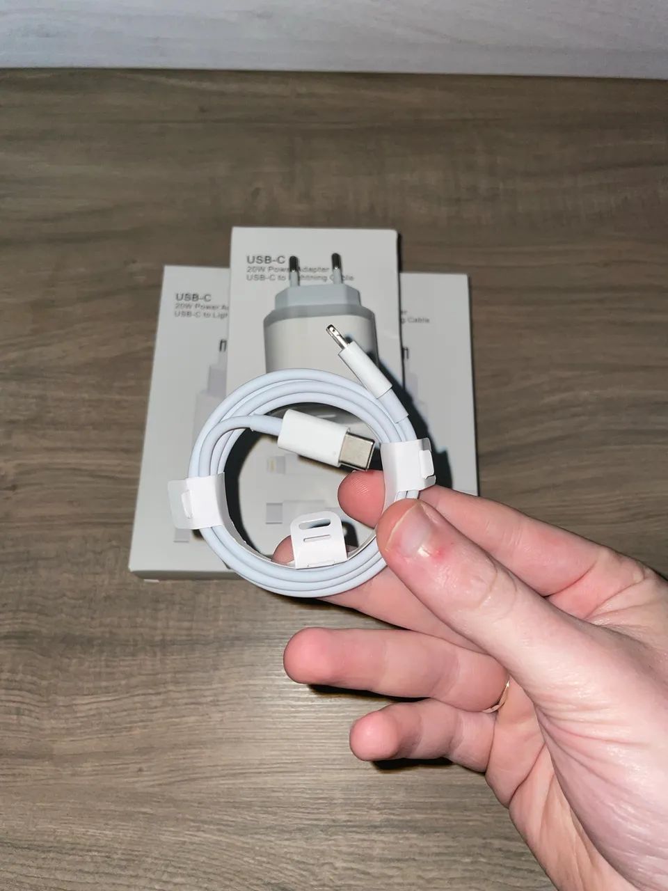 Carregador USB-C 20W (Compatível IPhone) - Foto 3