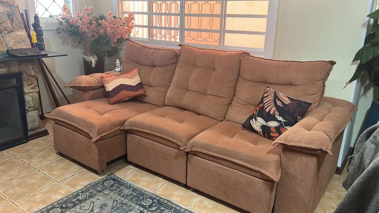 Sofá Semi Novo- Retrátil   - Foto 2