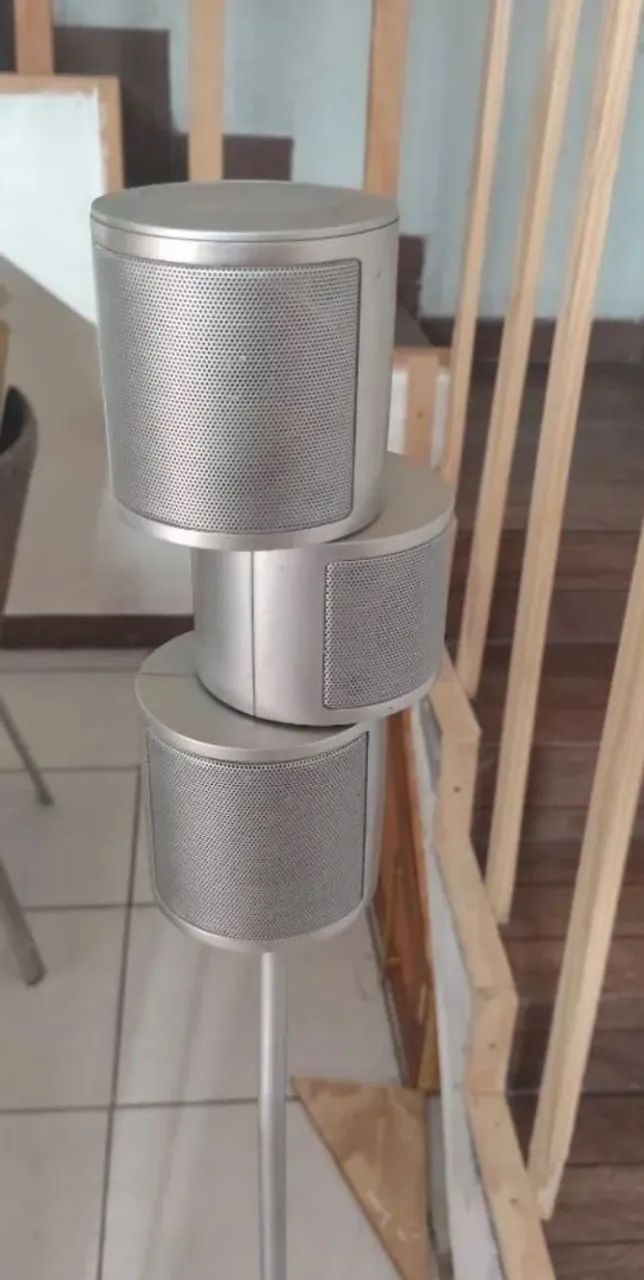 Home theater subwoofer e 5 caixas DEFEITO  - Foto 3