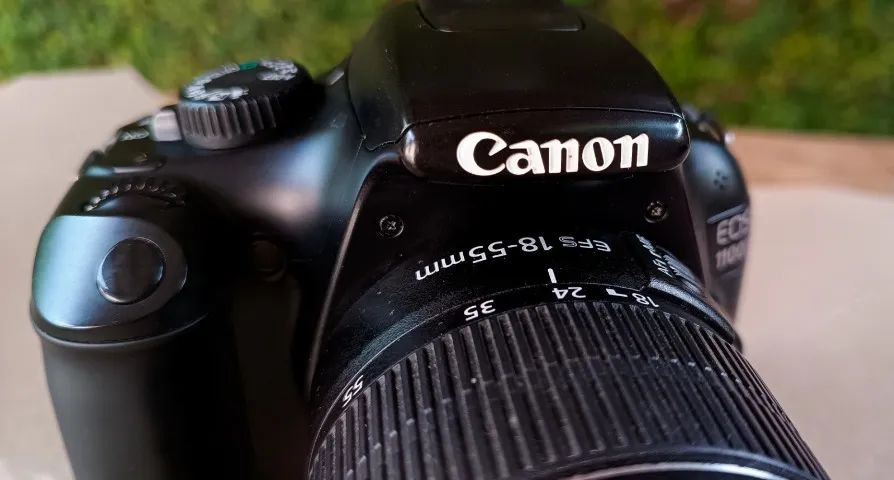 VENDO Kit Canon EOS 1100D (Semi-nova e Pouco Usada!) - Foto 4
