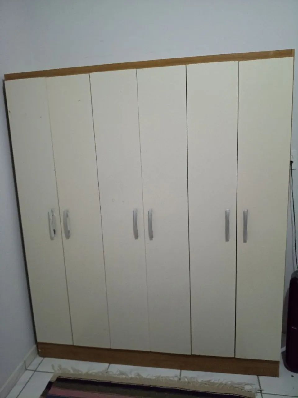 Guarda roupa 6 p perfeito