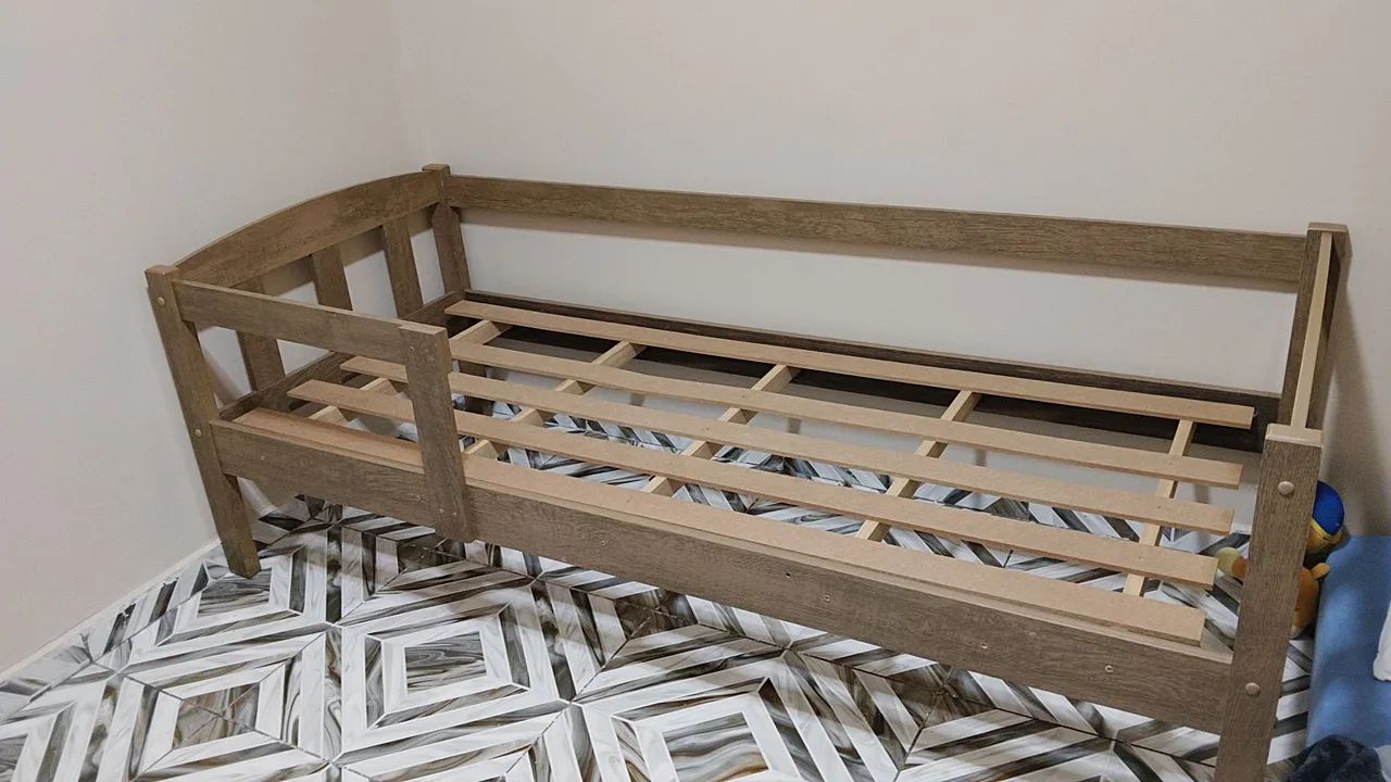 Cama de solteiro 