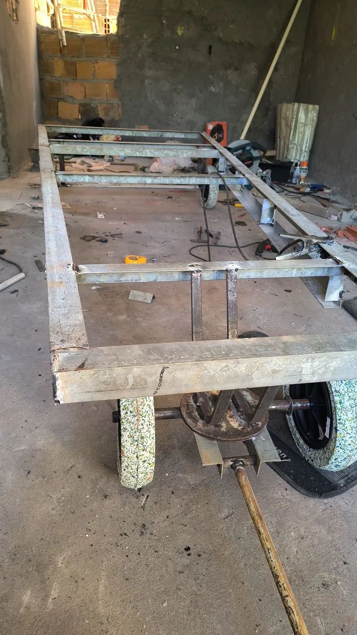 Carretinha de encalhe para casco panga ou Mistral  - Foto 5
