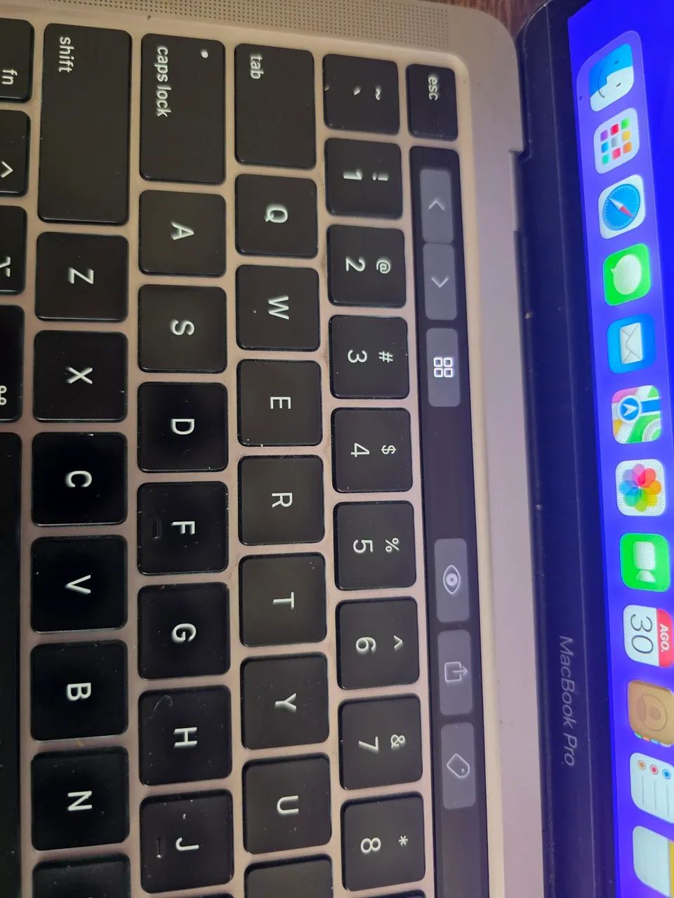 Macbook M1 PRO 256GB 8GB RAM - Foto 4