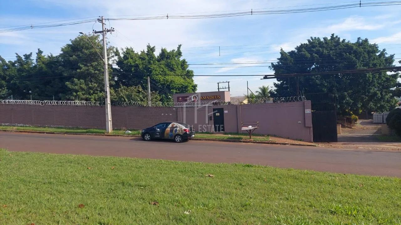 Barracão 3.000 m² de construção com Docas e Pátio na Rodovia 369