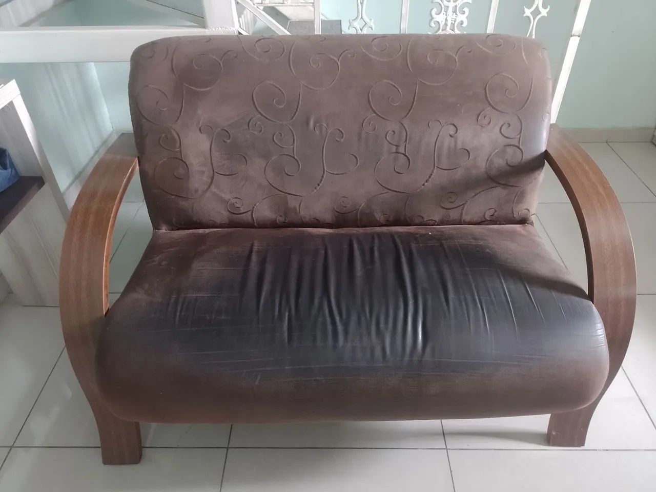 Sofá 2 lugares 