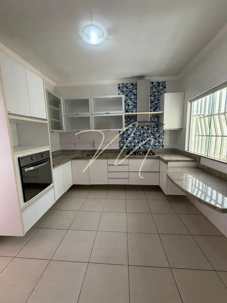 Casa duplex com 3 quartos e amplo espaço externo - Foto 4