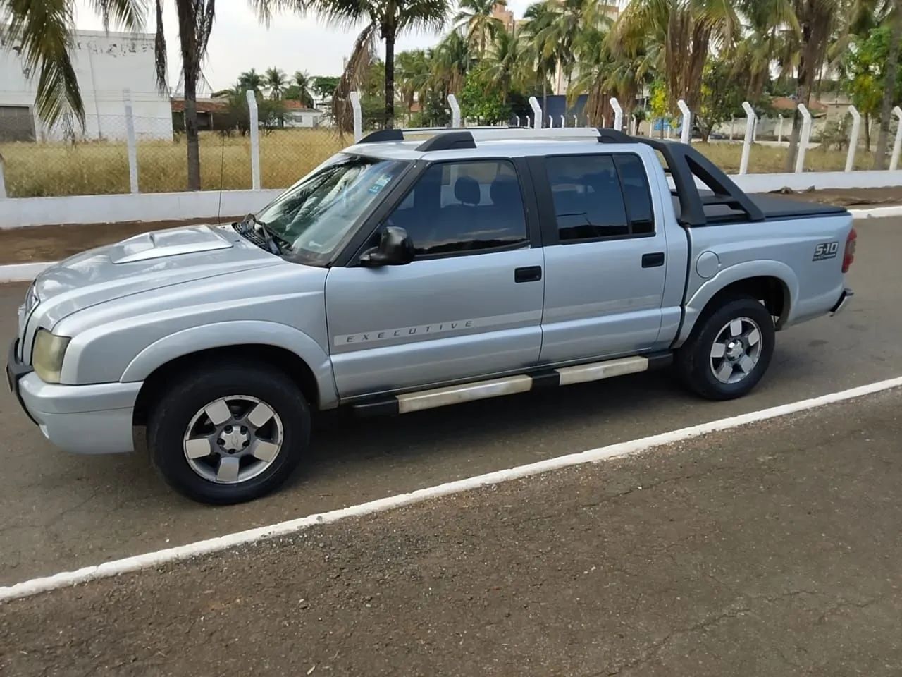 Chevrolet S10 S10 P-Up Executive 2.4 MPFI F.Power CD 2009