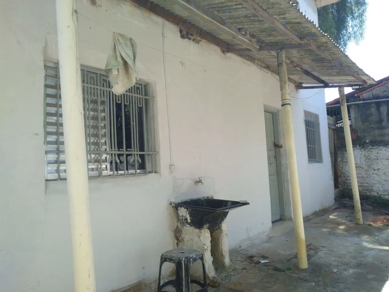 Alugo casa próximo ao centro de jandira - Foto 5