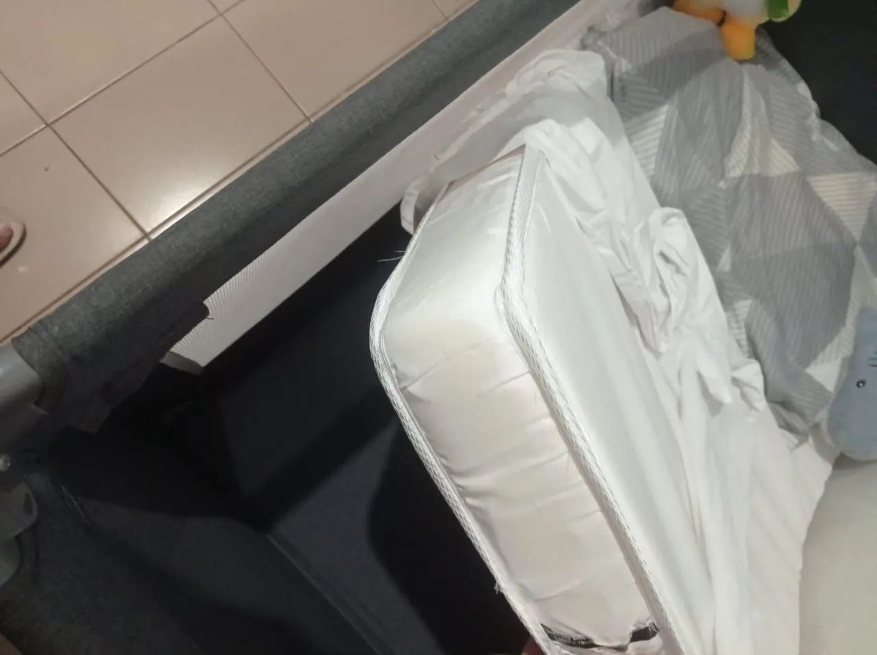 VENDO CARRINHO DE BEBÊ + BERÇO PORTÁTIL  - Foto 5