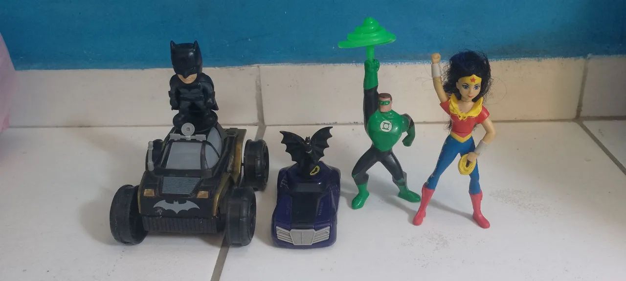 Lote super heróis 