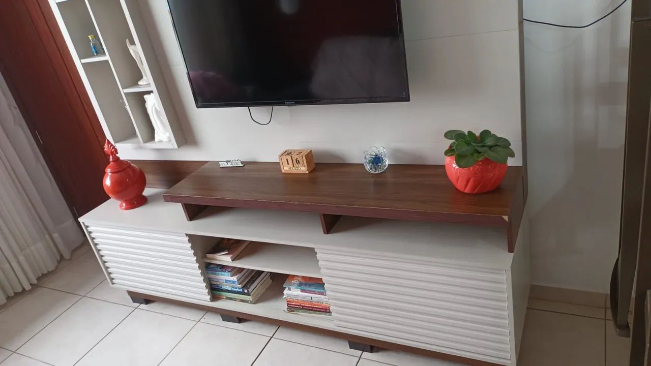Vende-se estante em ótimo estado  - Foto 2