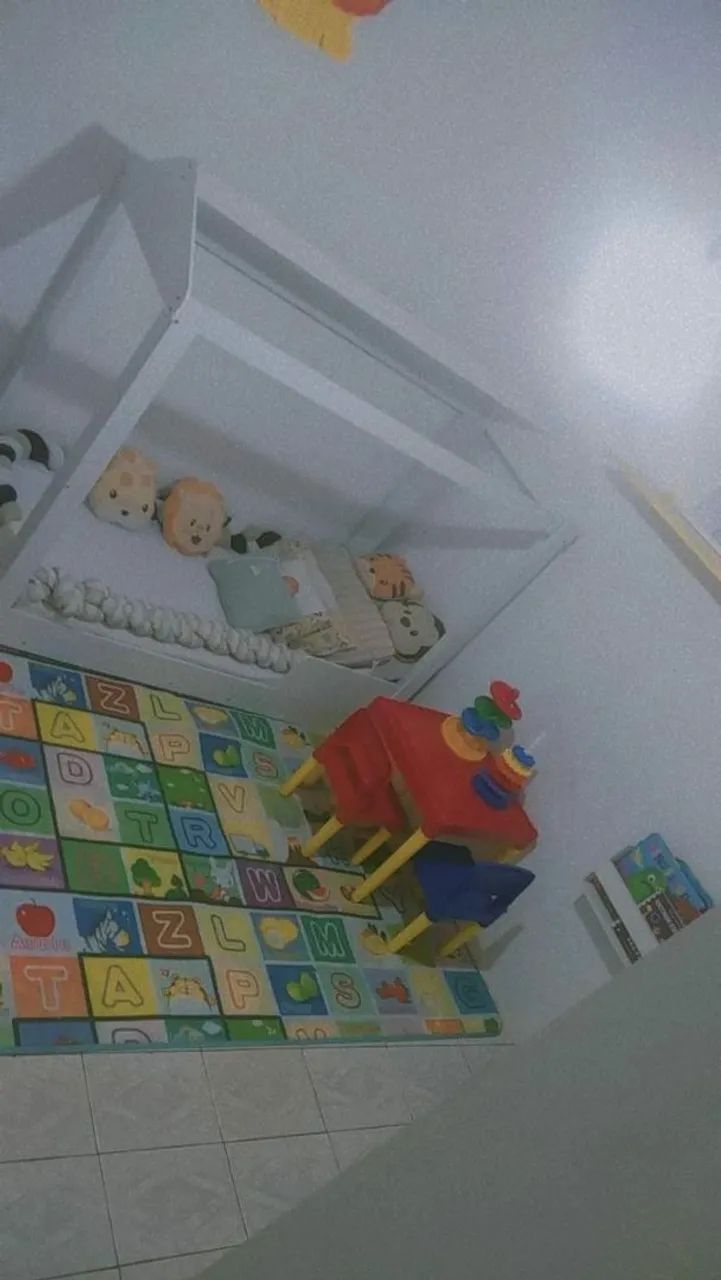 Cama casinha com colchão 