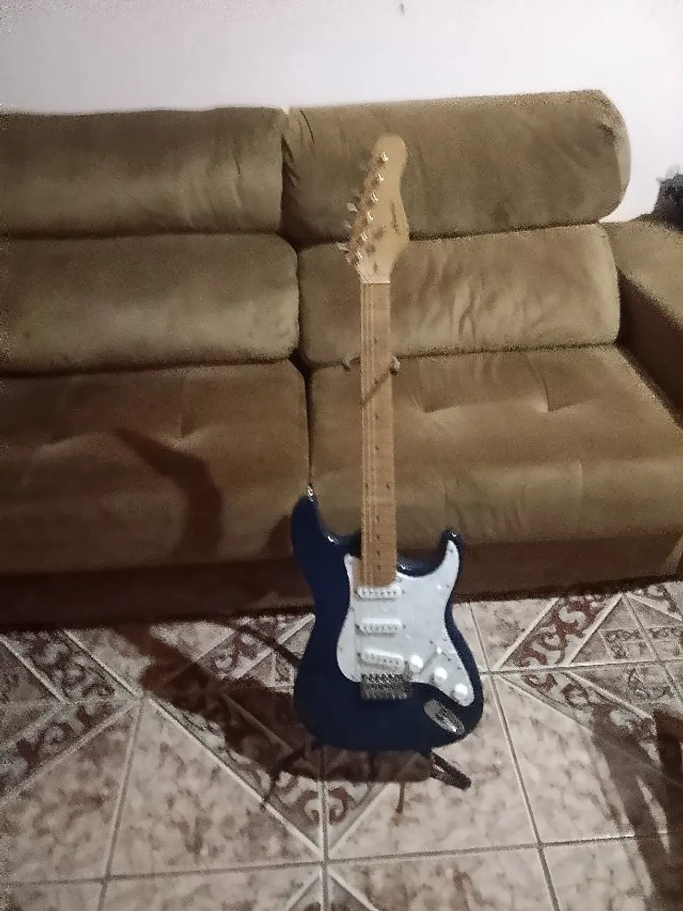 Vendo guitarra parte elétrica modificada  - Foto 3
