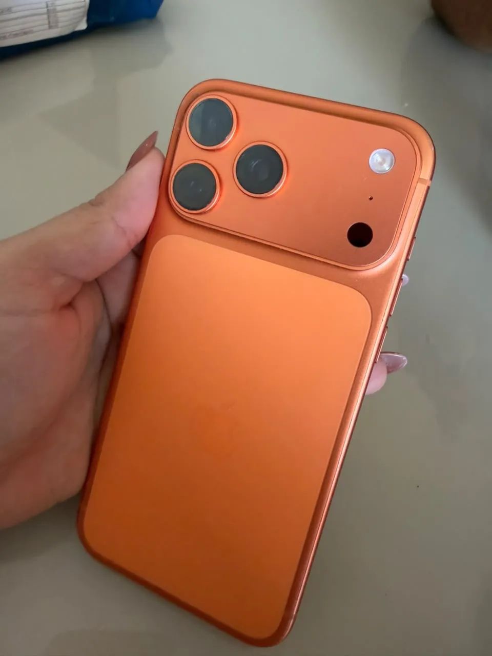 iPhone 17 pro max - Foto 2