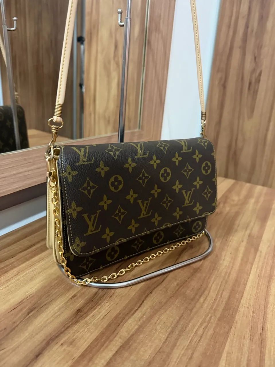 Bolsa Louis Vuitton  - Foto 2