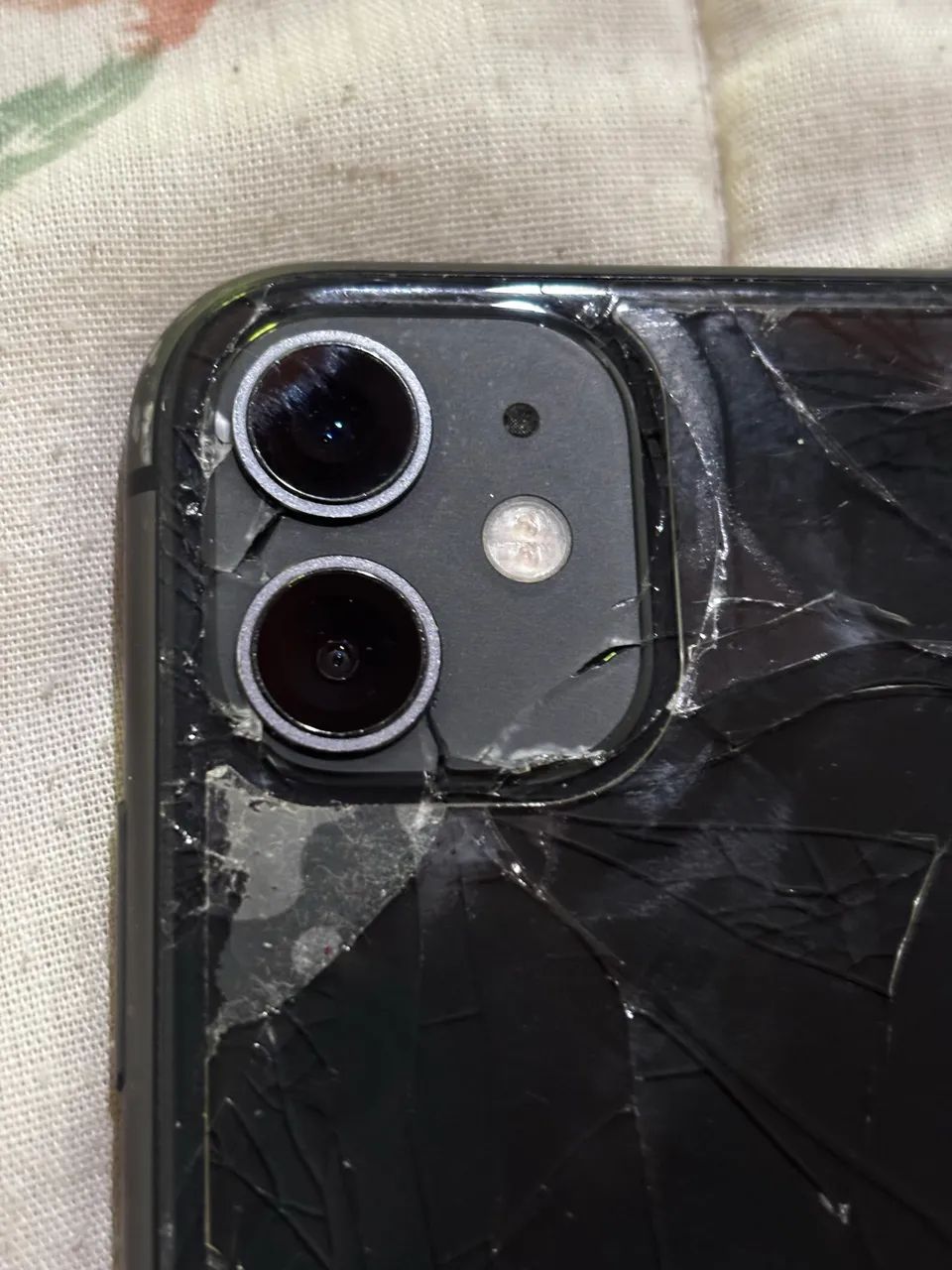 iPhone 11 - Foto 5