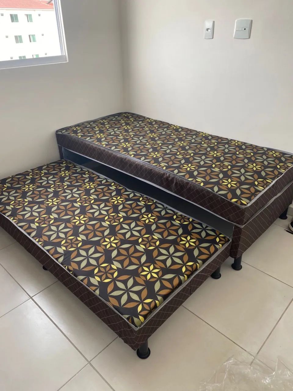 Unibox solteirão com auxiliar  - Foto 3