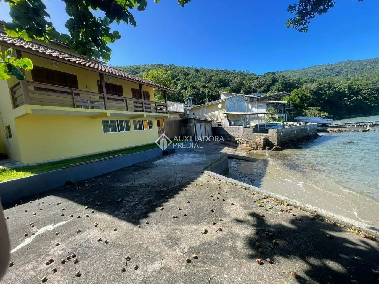 Casa à venda, com praia privativa, Ribeirão da Ilha, FLORIANOPOLIS - SC - Foto 2