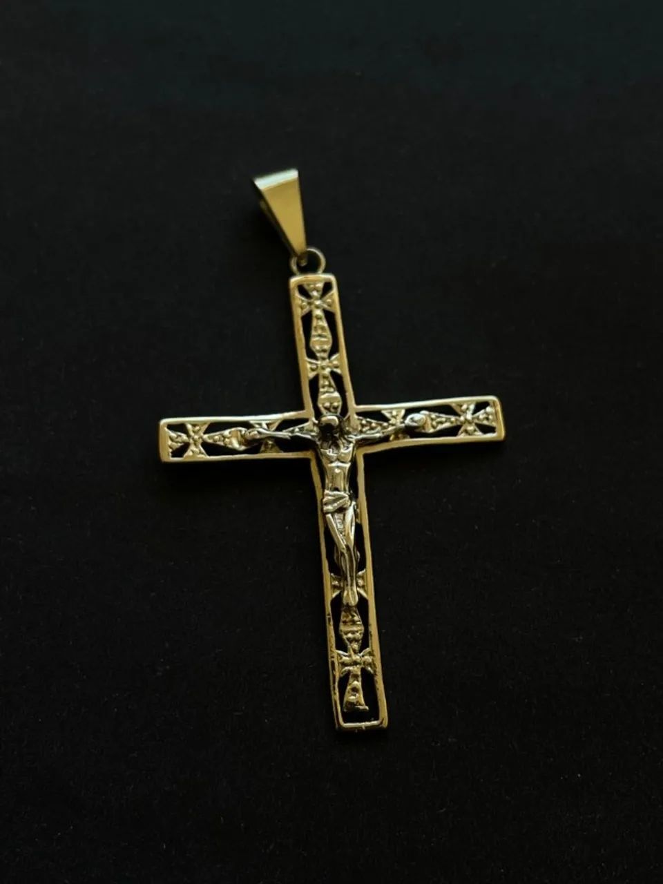 Crucifixo em ouro 18k e ouro branco - Foto 3