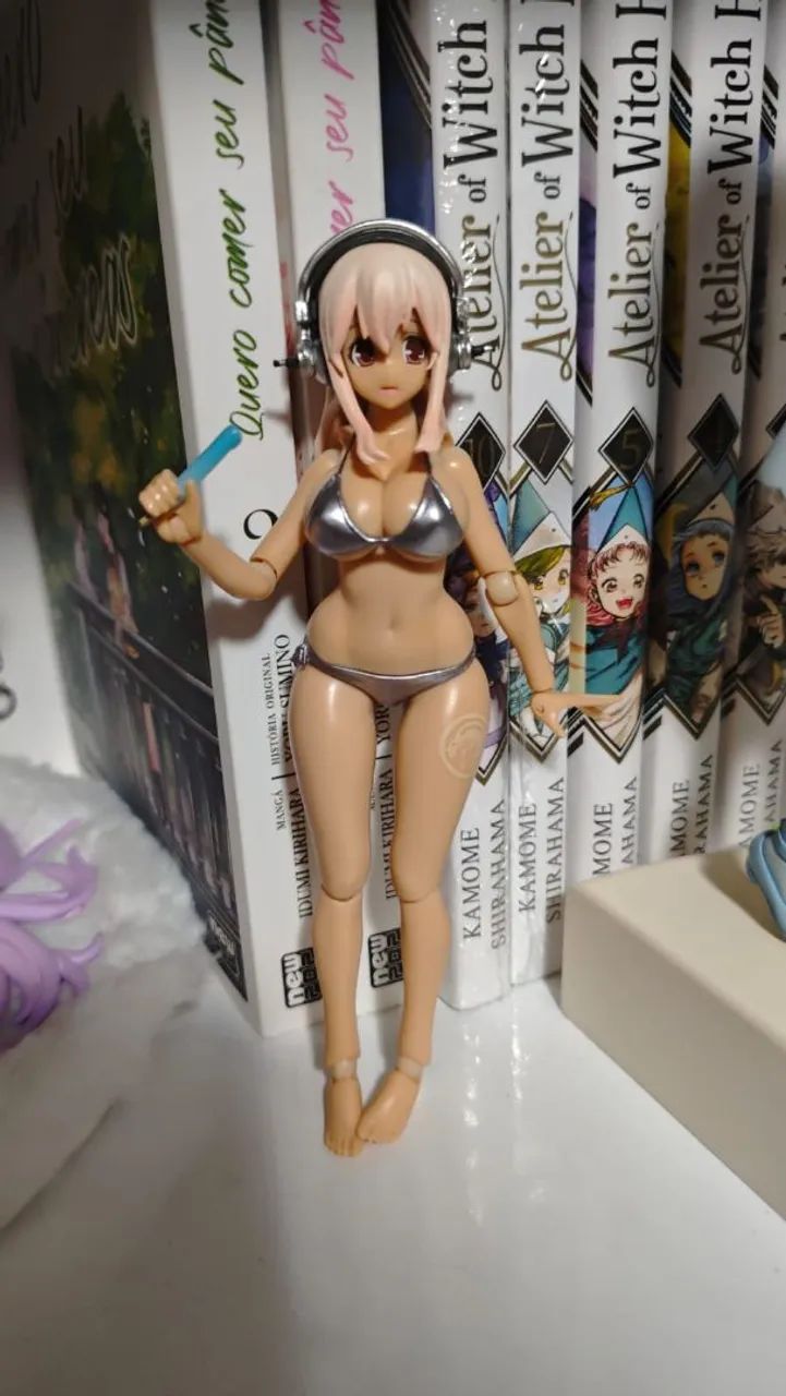 Figma Super Sonico suntan.ver