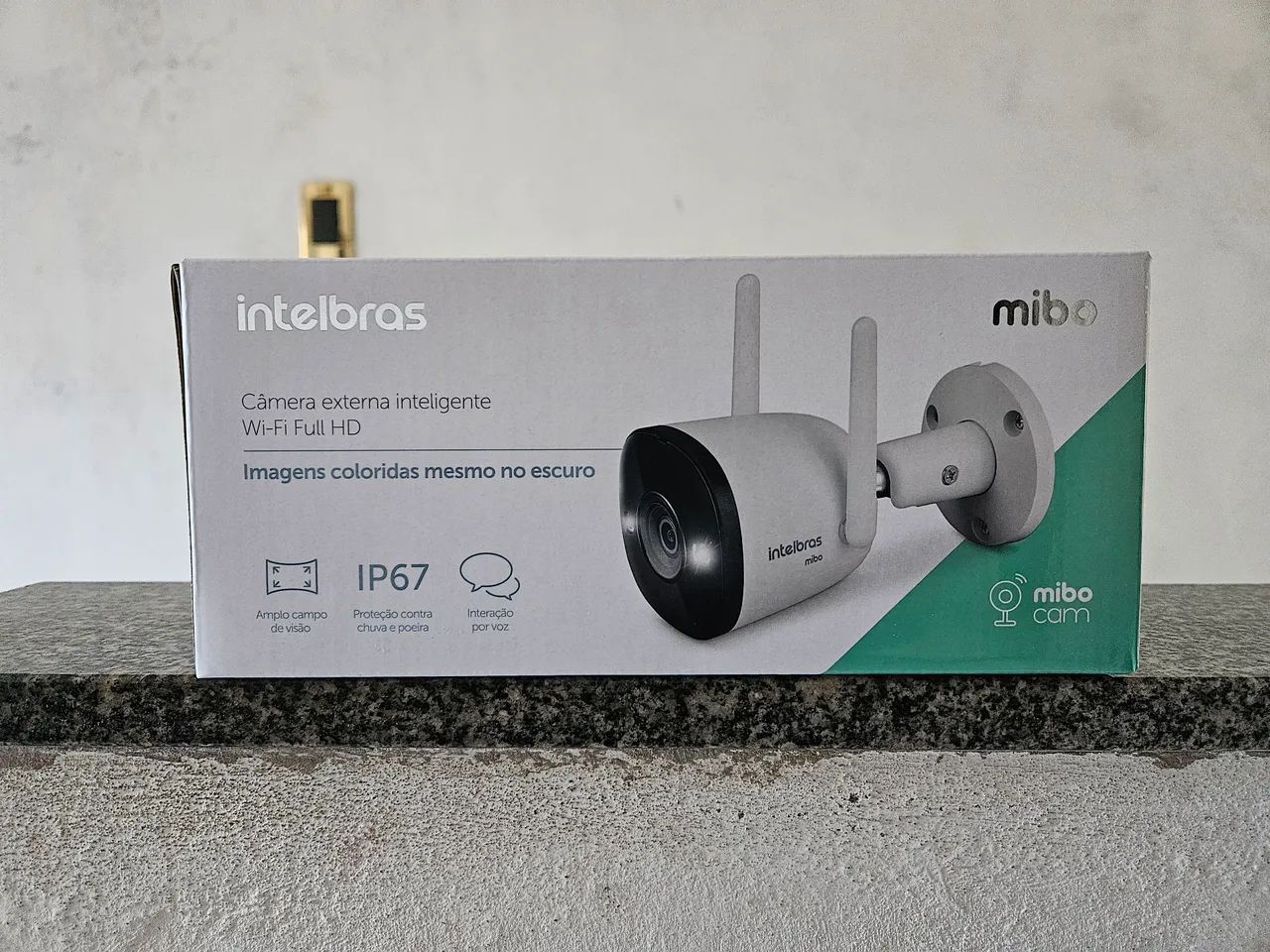 Câmera externa Intelbras Wi-Fi IM5 Full Color.