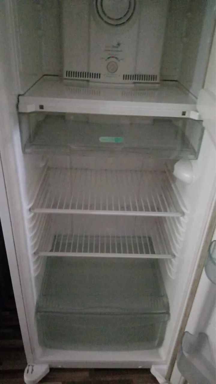 GELADEIRA FROST FREE