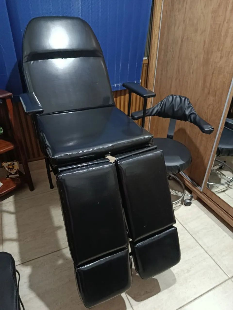 Cadeira de podologia  - Foto 3